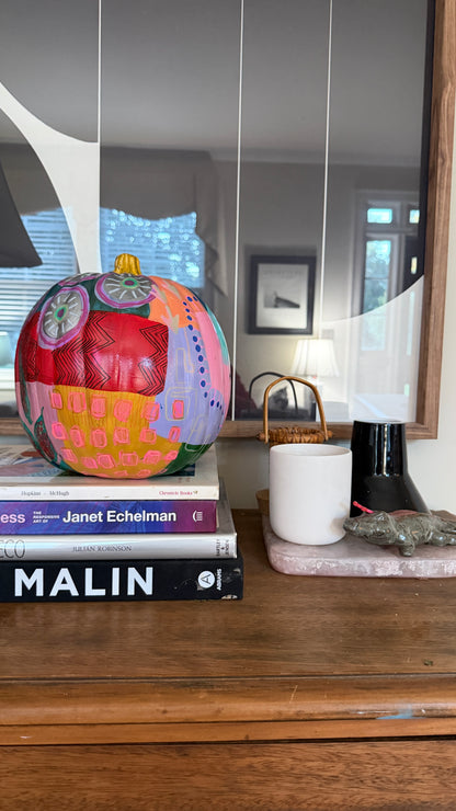 Black Zig Zag Pumpkin | 9" round