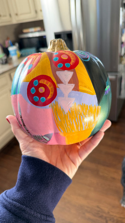 Lady Vampire Pumpkin | 6" round