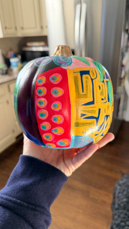 Lady Vampire Pumpkin | 6" round
