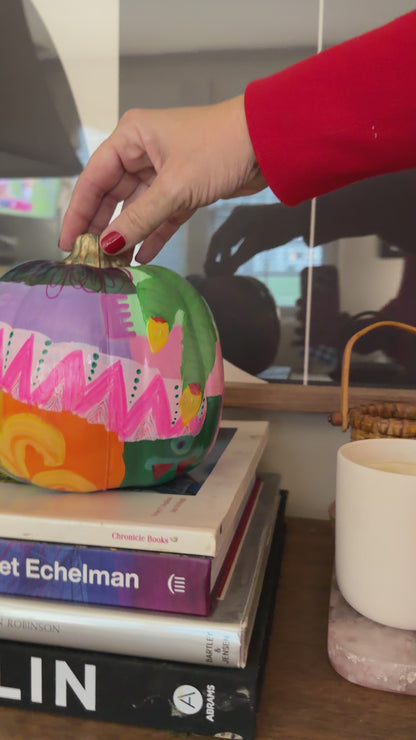 Monster Hand Pumpkin | 6" round